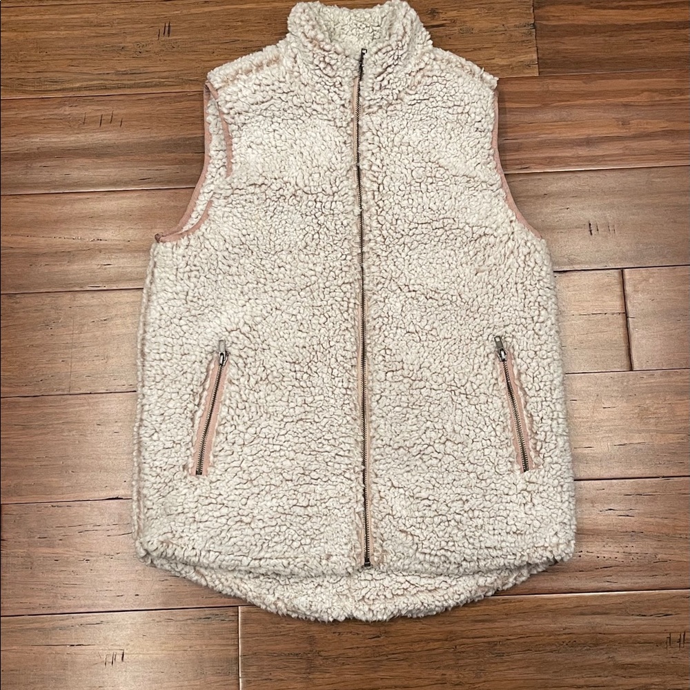 Women’s Sherpa Fleece Vest size SMALL